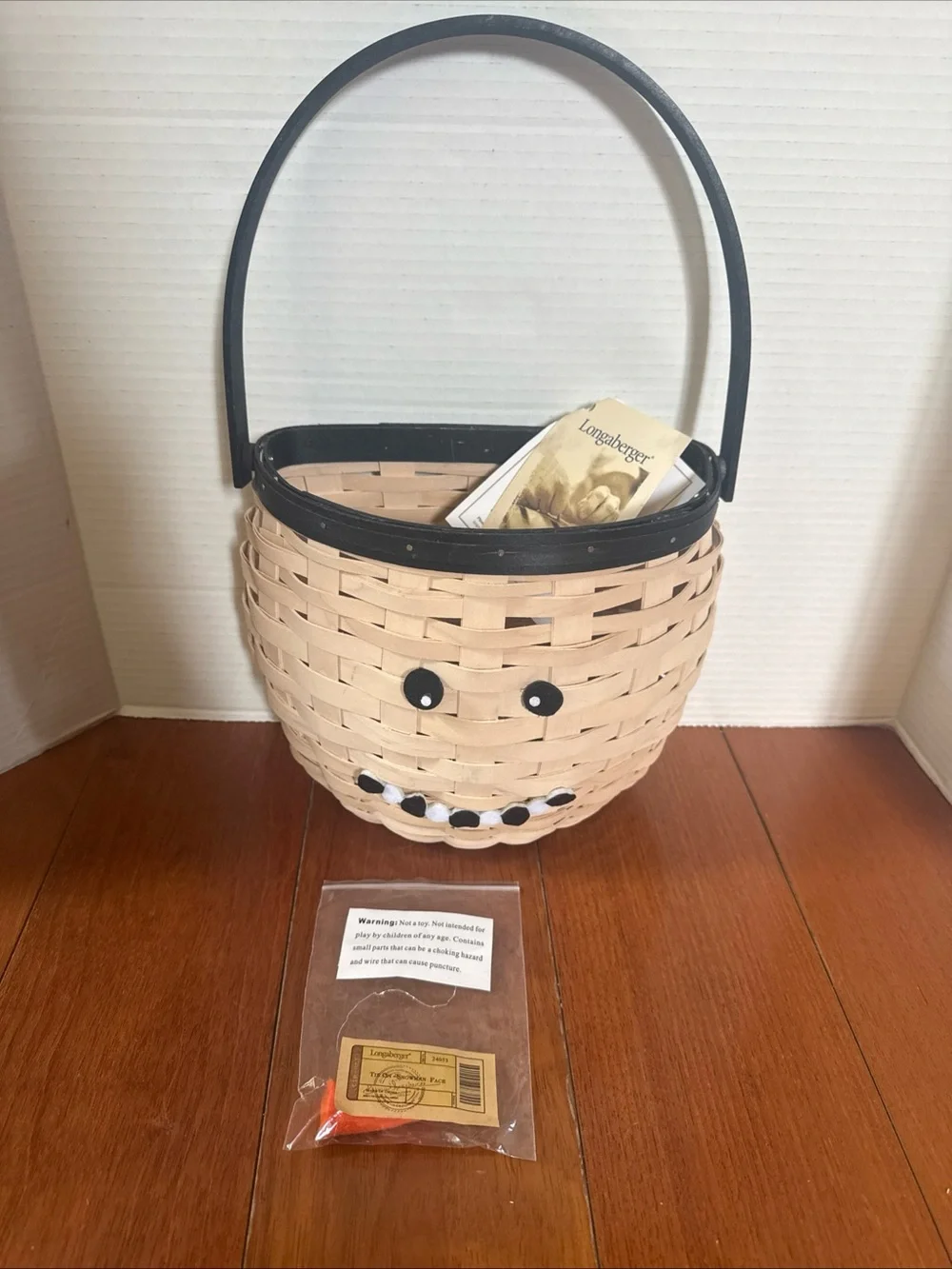 2011 Longaberger  Snowman Hanging Basket Felt Tie On Face NWT Discontinued